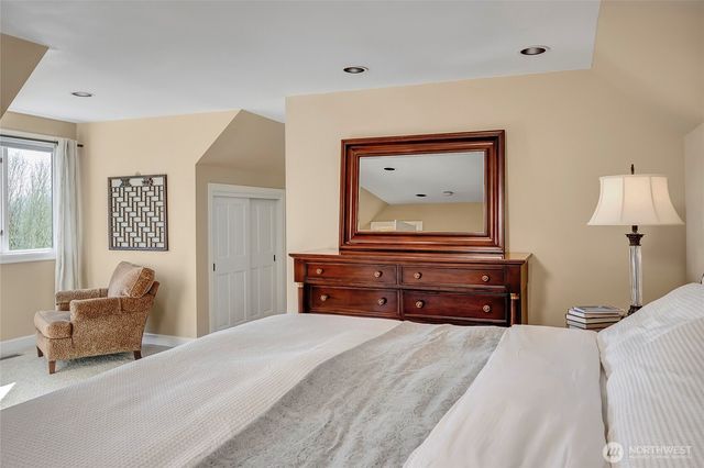 4911 Harbor Lane, Everett, WA 98203
