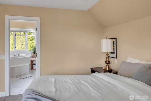 4911 Harbor Lane, Everett, WA 98203