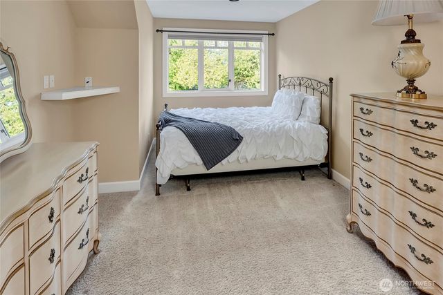 4911 Harbor Lane, Everett, WA 98203