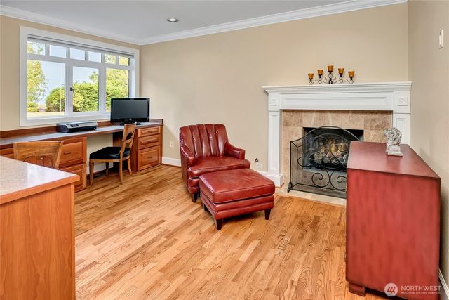 4911 Harbor Lane, Everett, WA 98203