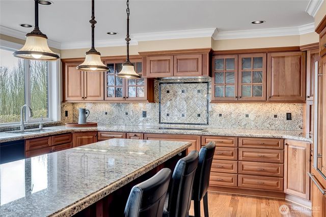4911 Harbor Lane, Everett, WA 98203