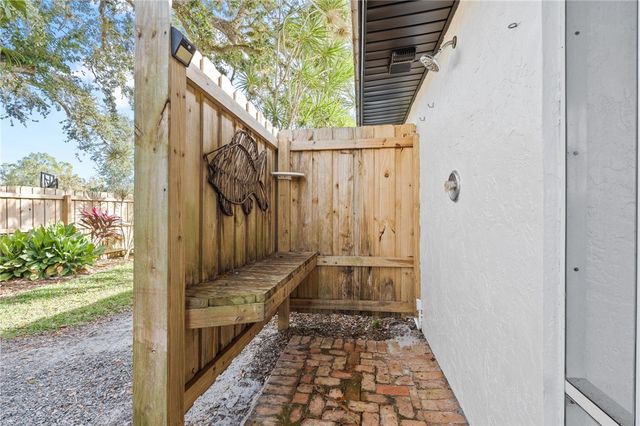 3235 62nd Court, Vero Beach, FL 32966