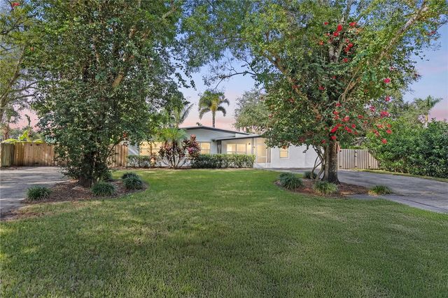 3235 62nd Court, Vero Beach, FL 32966