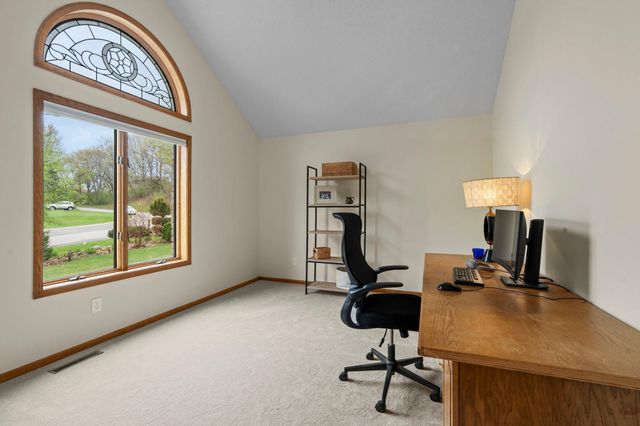 8480 Montgomery Court, Eden Prairie, MN 55347