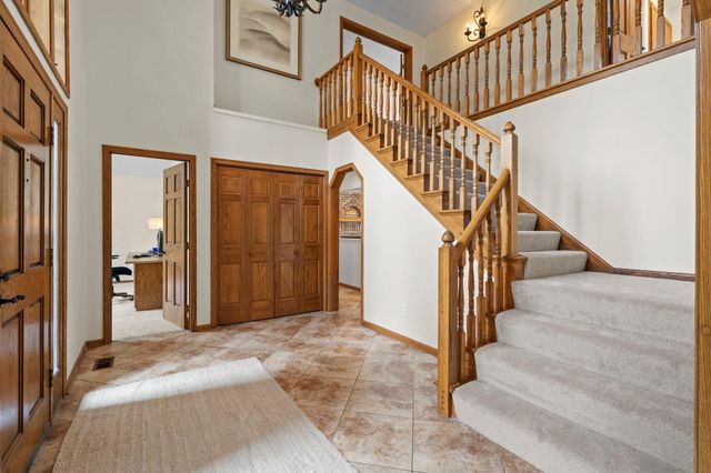 8480 Montgomery Court, Eden Prairie, MN 55347