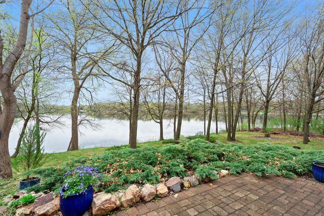 8480 Montgomery Court, Eden Prairie, MN 55347