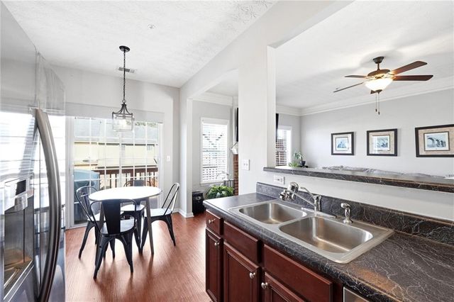 410 Lantern Lane, Woodstock, GA 30188