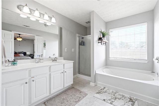 410 Lantern Lane, Woodstock, GA 30188