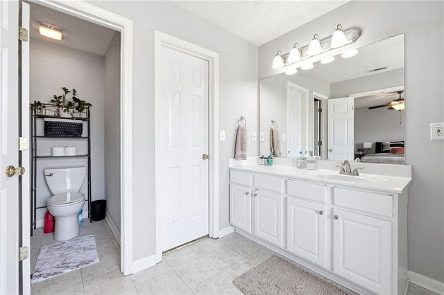 410 Lantern Lane, Woodstock, GA 30188