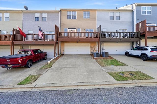 410 Lantern Lane, Woodstock, GA 30188