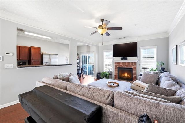 410 Lantern Lane, Woodstock, GA 30188