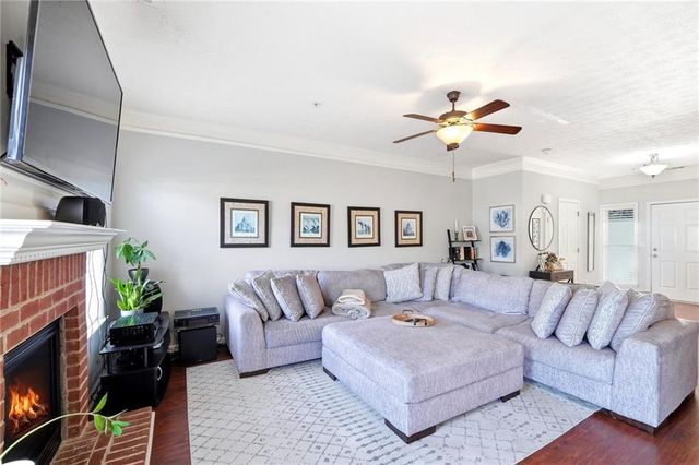 410 Lantern Lane, Woodstock, GA 30188