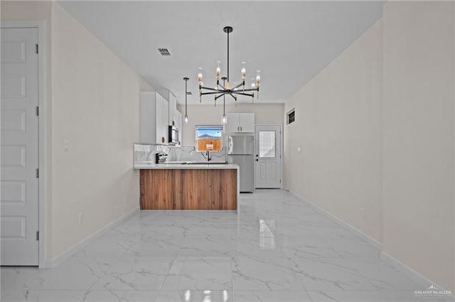 2109 Viviana Street 3, Edinburg, TX 78504