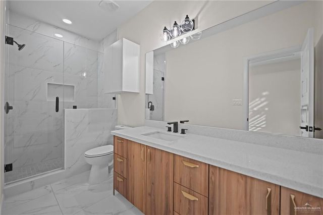 2109 Viviana Street 3, Edinburg, TX 78504