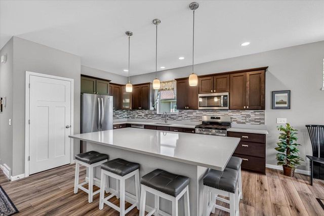 9868 Hawks Nest Drive, Verona, WI 53593