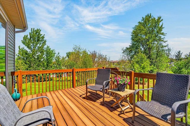 9868 Hawks Nest Drive, Verona, WI 53593