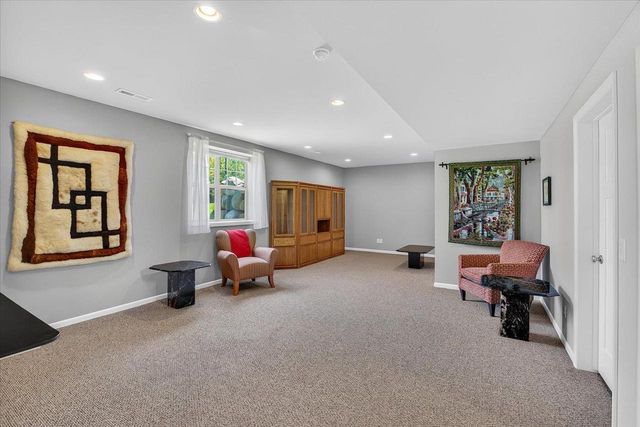 9868 Hawks Nest Drive, Verona, WI 53593