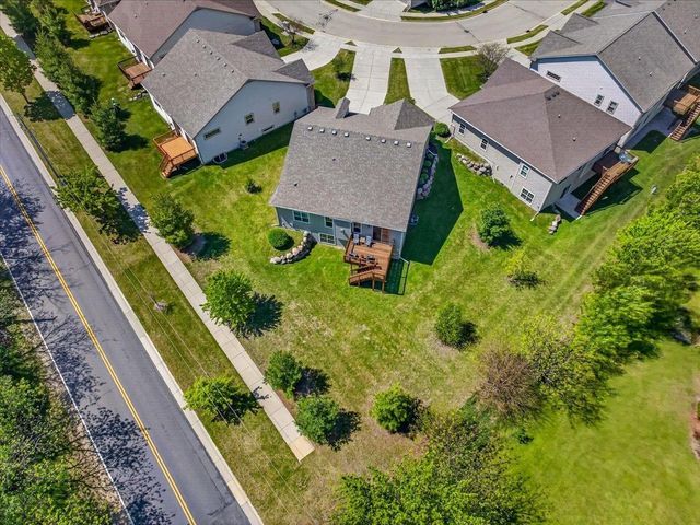 9868 Hawks Nest Drive, Verona, WI 53593