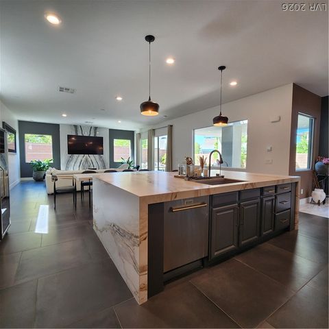 6135 Amber View Street, Las Vegas, NV 89135