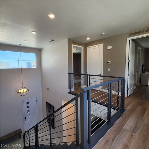 6135 Amber View Street, Las Vegas, NV 89135