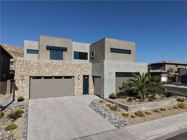 6135 Amber View Street, Las Vegas, NV 89135