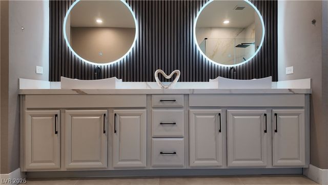 6135 Amber View Street, Las Vegas, NV 89135