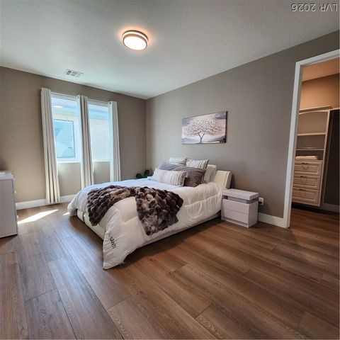 6135 Amber View Street, Las Vegas, NV 89135