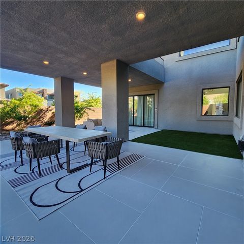 6135 Amber View Street, Las Vegas, NV 89135