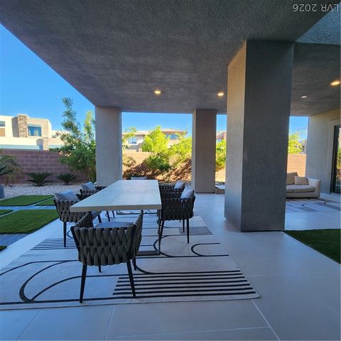 6135 Amber View Street, Las Vegas, NV 89135