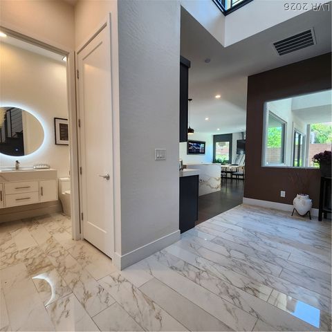 6135 Amber View Street, Las Vegas, NV 89135