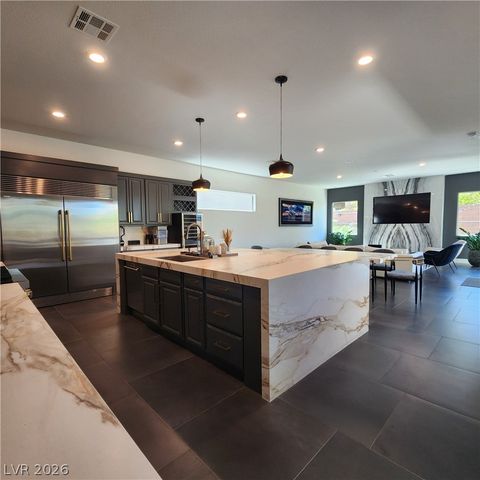 6135 Amber View Street, Las Vegas, NV 89135