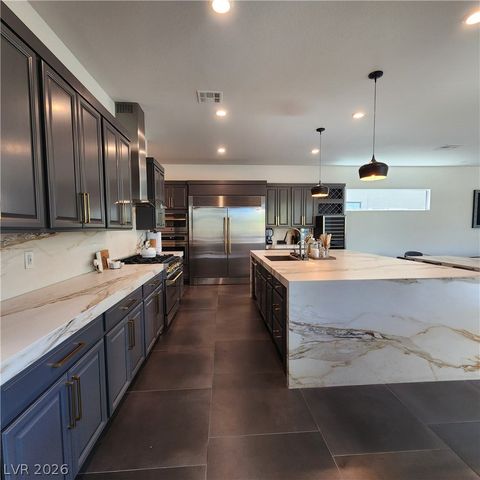6135 Amber View Street, Las Vegas, NV 89135