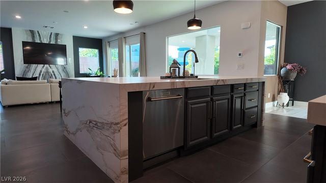 6135 Amber View Street, Las Vegas, NV 89135
