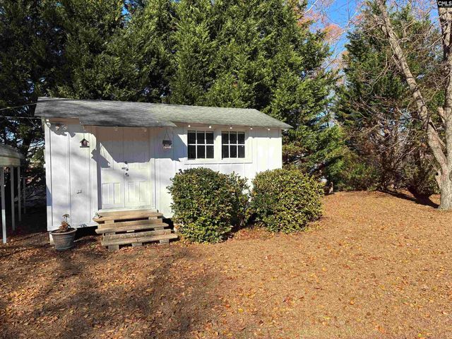 2637 Deloache Ave, Newberry, SC 29108