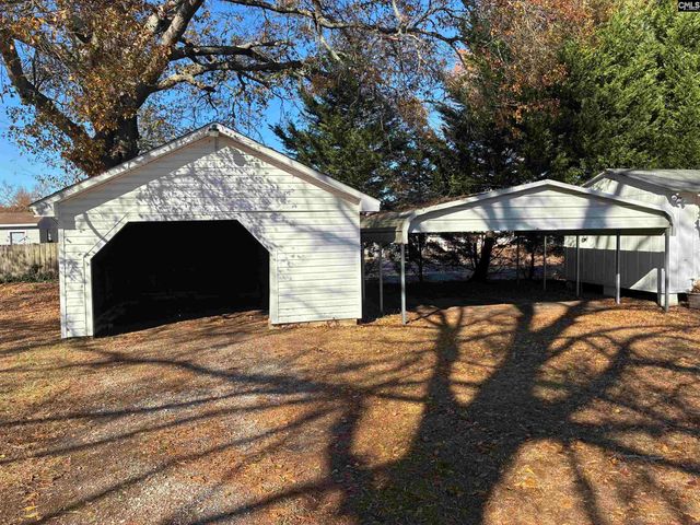 2637 Deloache Ave, Newberry, SC 29108