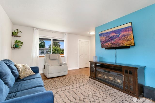 22207 126th Street E, Bonney Lake, WA 98391