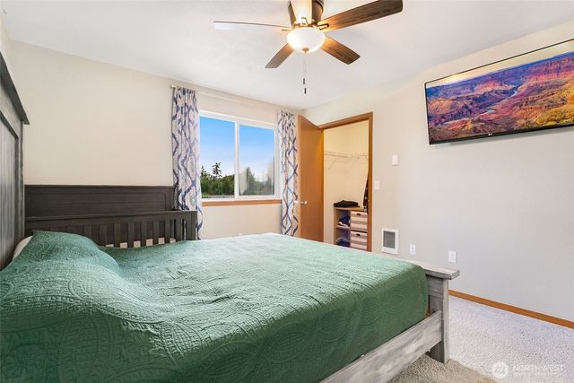 22207 126th Street E, Bonney Lake, WA 98391