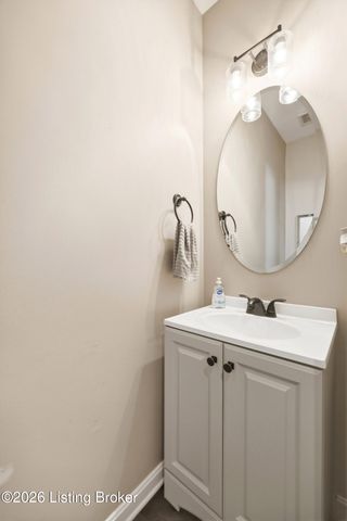 4207 Taylor Cove Ct, Louisville, KY 40220