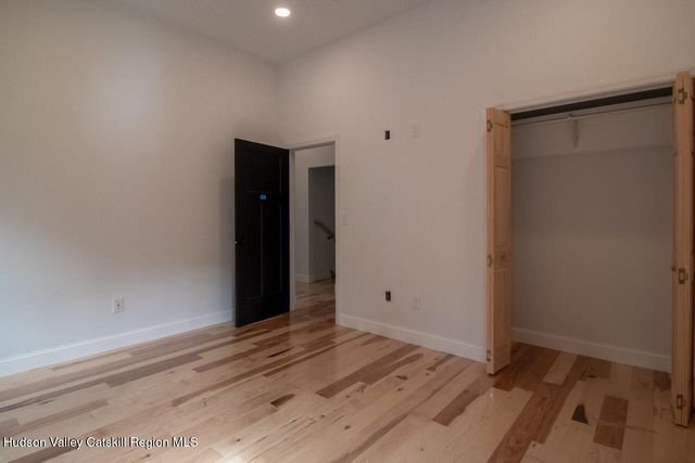 9 Iroquois Lane, Hurley, NY 12443