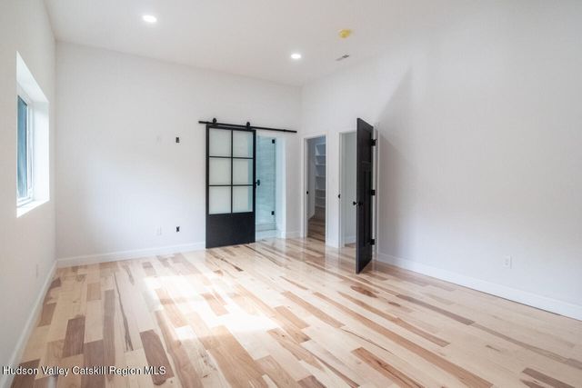 9 Iroquois Lane, Hurley, NY 12443