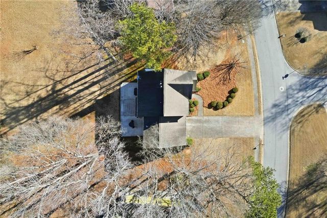 1356 Lamont SW Drive, Mableton, GA 30126