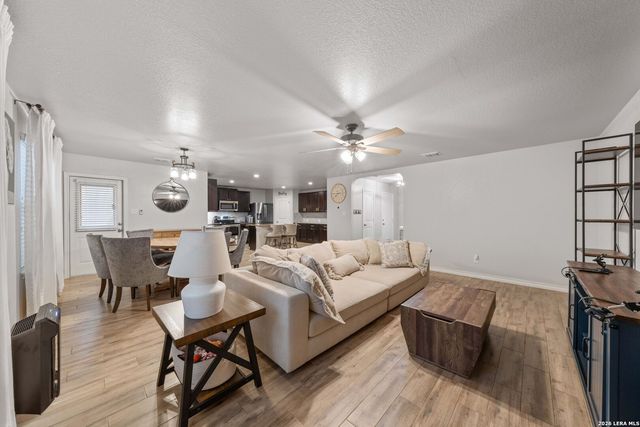8015 Pandora Star, San Antonio, TX 78252