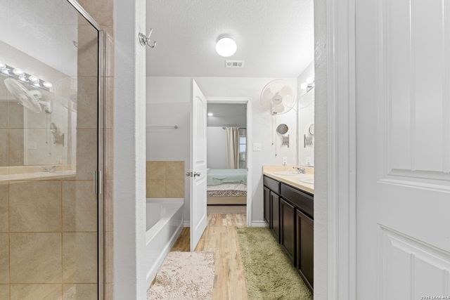 8015 Pandora Star, San Antonio, TX 78252