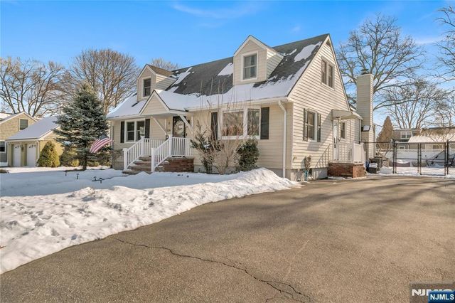 520 Riverview Road, Pompton Lakes, NJ 07442