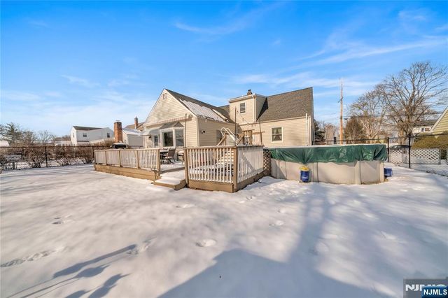 520 Riverview Road, Pompton Lakes, NJ 07442