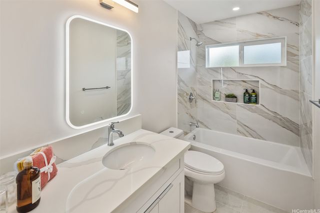 1244 Keolu Drive, Kailua, HI 96734