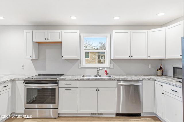 5109 WARDSVILLE ROAD, Jefferson City, MO 65101