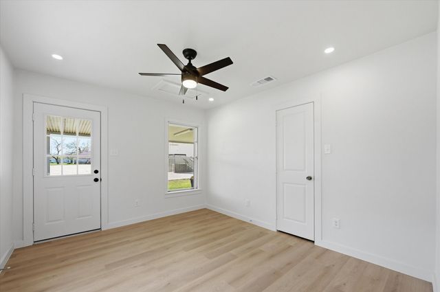 105 E Ard Street, Seagoville, TX 75159