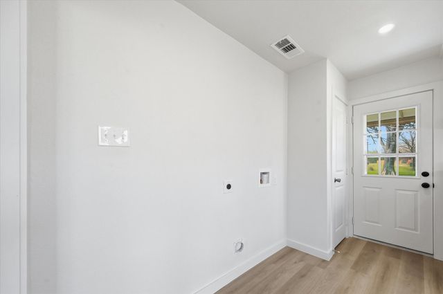 105 E Ard Street, Seagoville, TX 75159