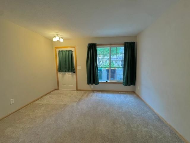 20583 Abbey Lane 148, Farmington, MN 55024